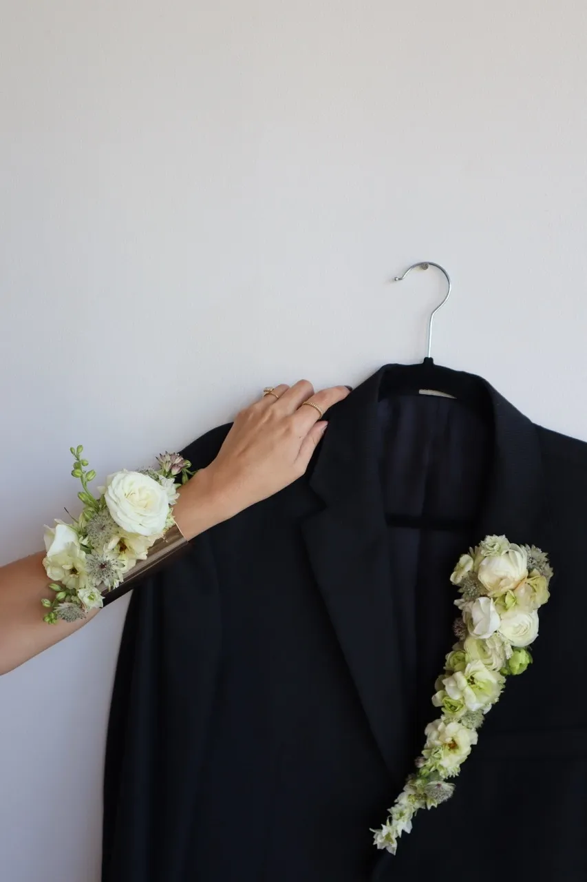 affordable custom wedding florist - 2024 wedding flower trends - floral jewelry image 1