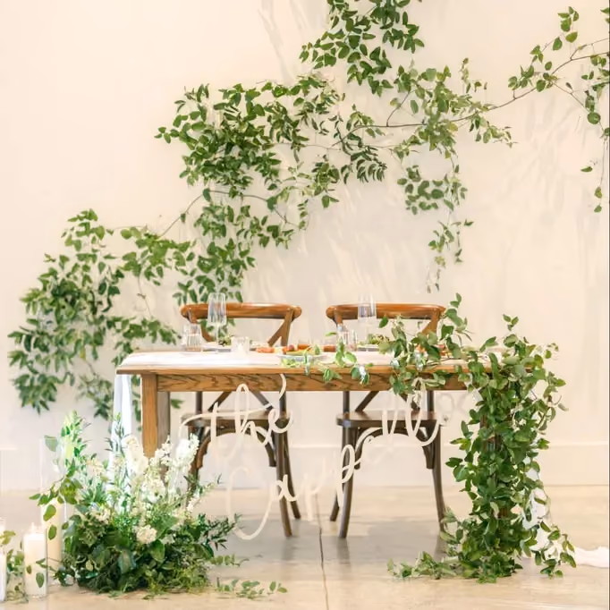 Poppy Flowers: Types of Wedding Flowers- Greenery