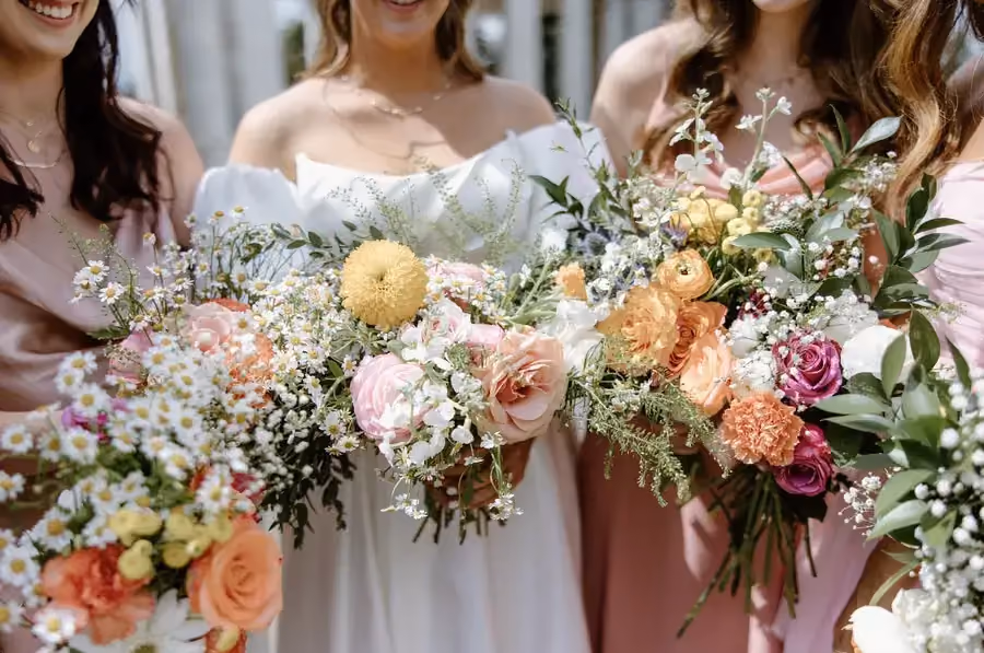 11 Magical Wedding Flower Types to Dazzle Your Guests