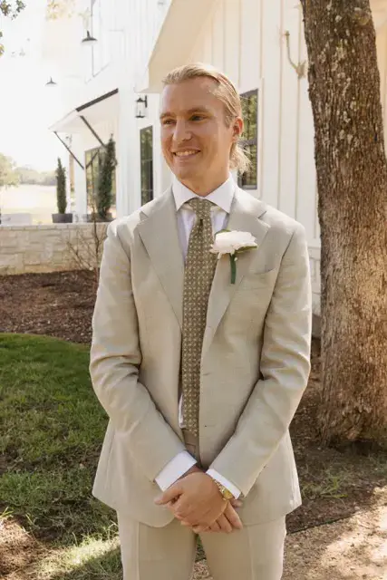 Real Poppy wedding — Maddie + Connor