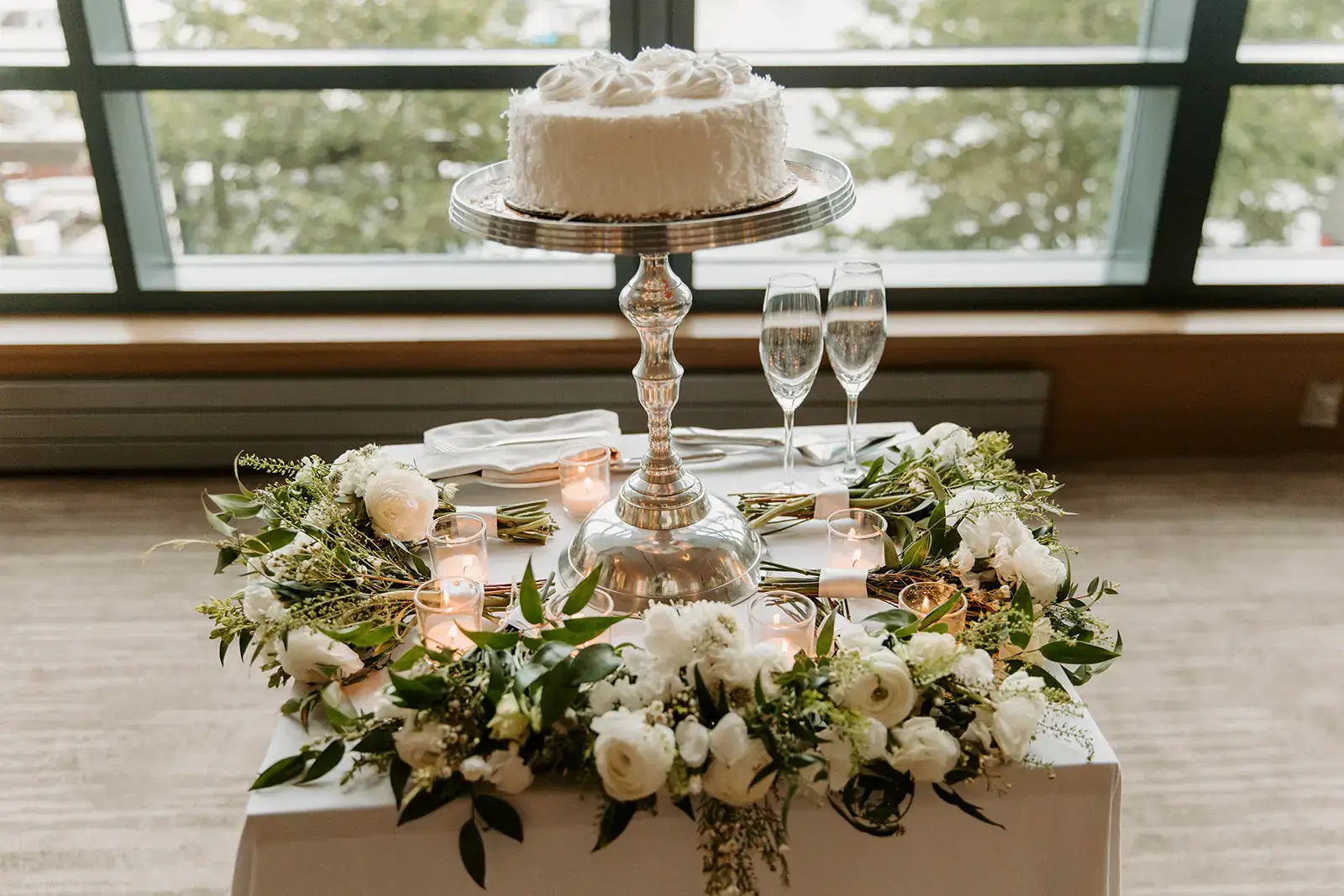 Real Poppy wedding — Rachel + Michael at Foundry Gallery