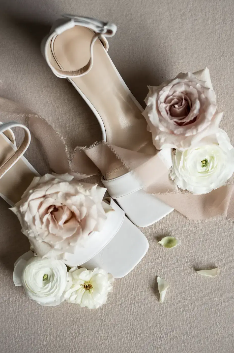 Real Poppy wedding — Jen + Stephen at The Collectors Room