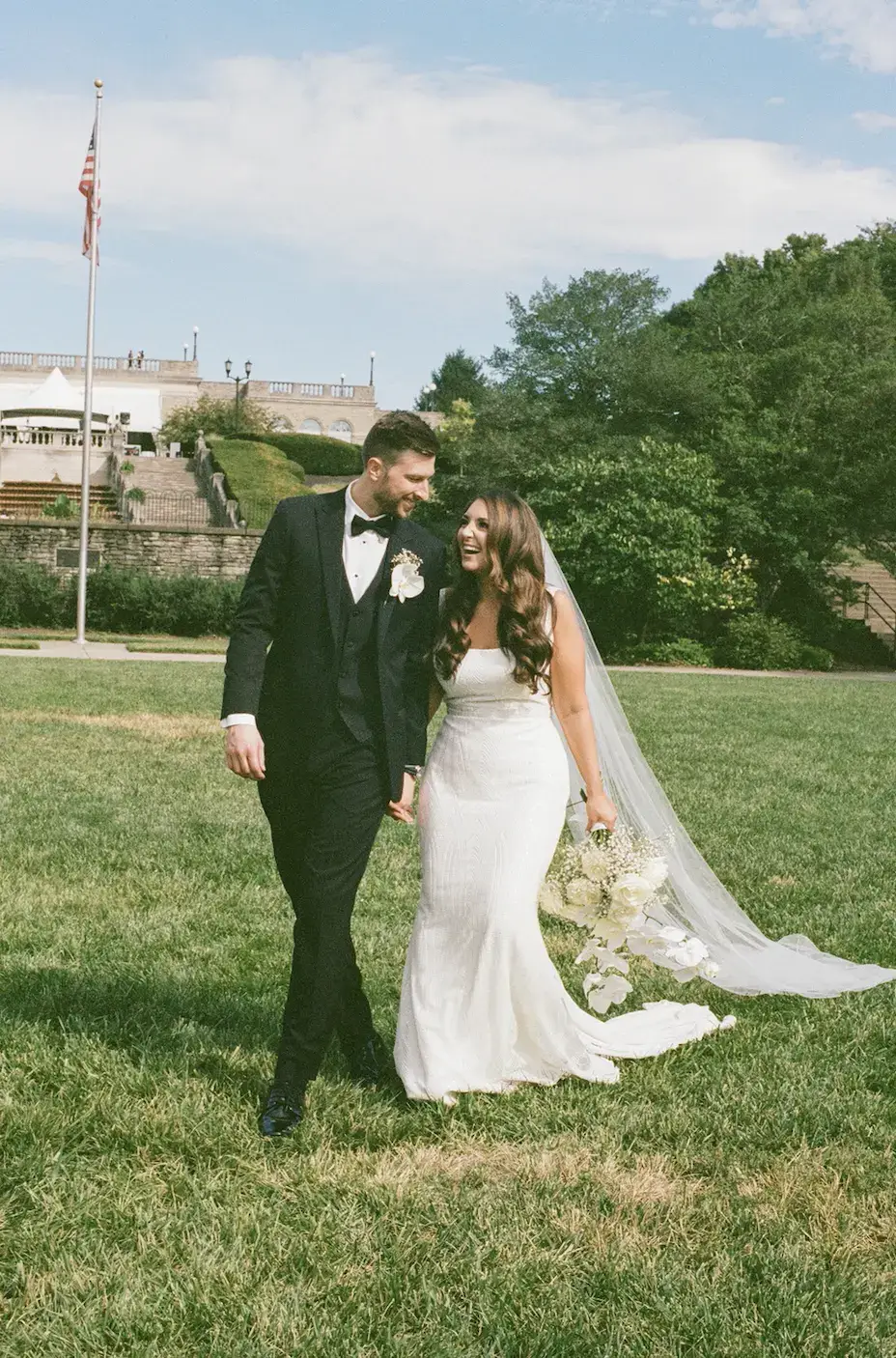 Real Poppy wedding — Alexis + Marc at The Summit Hotel
