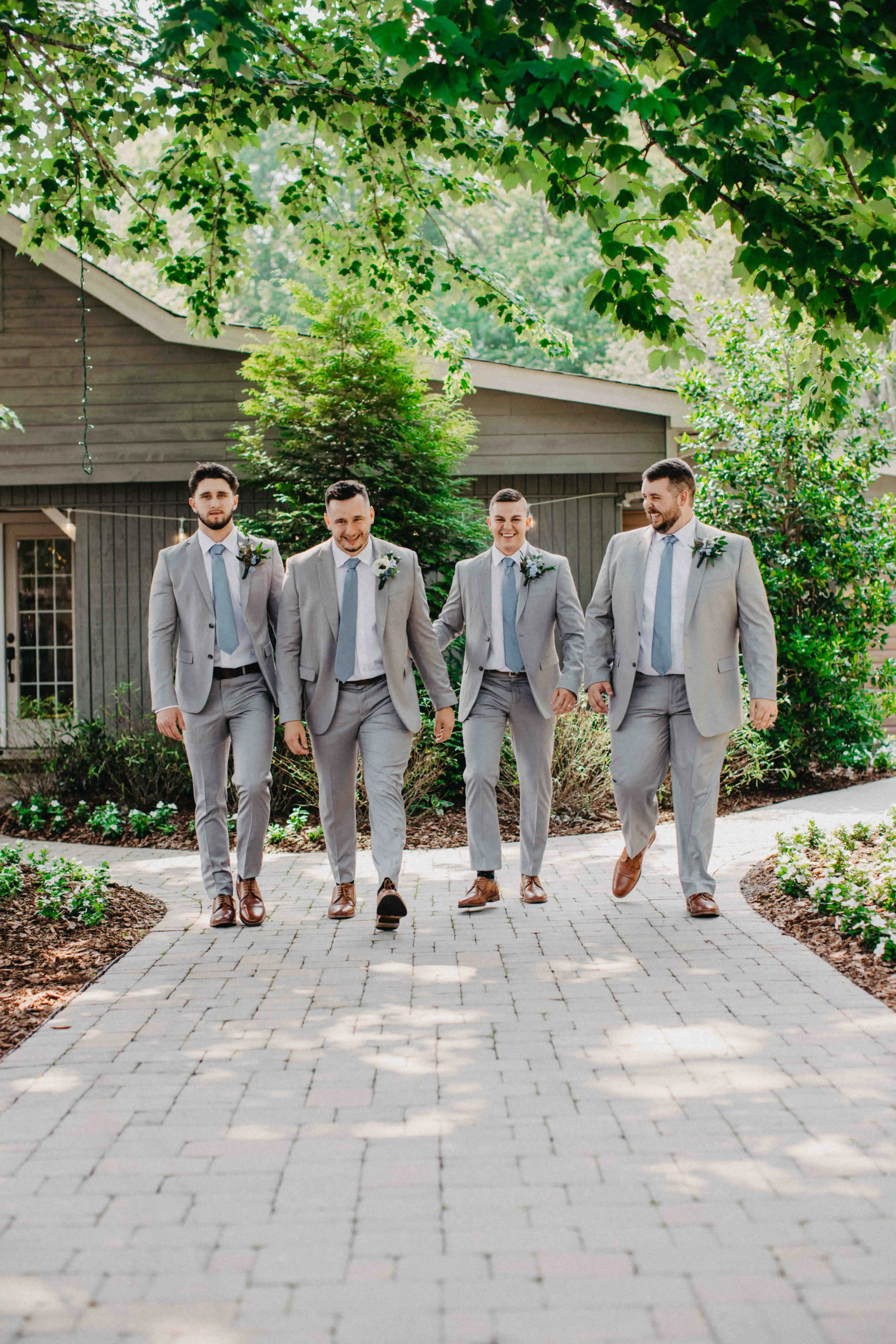 Real Poppy wedding — Emily + Tyler at The Venue Chattanooga