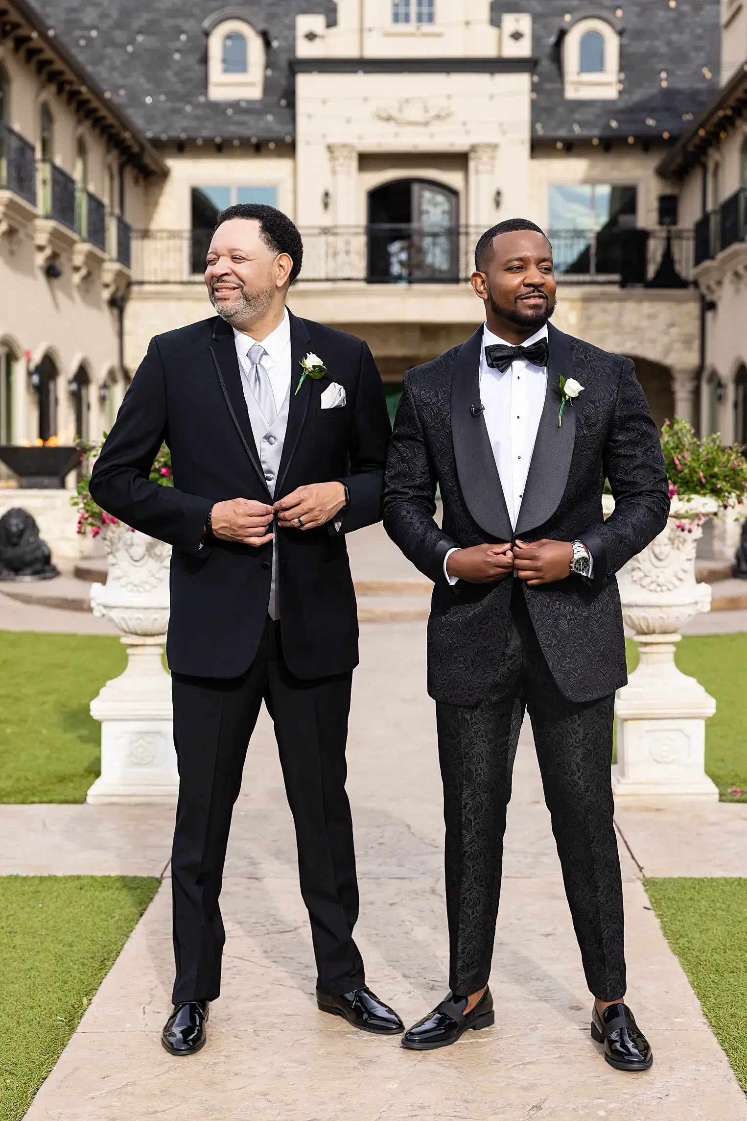 Real Poppy wedding — Shaquelle + Kayla at Knotting Hill Place