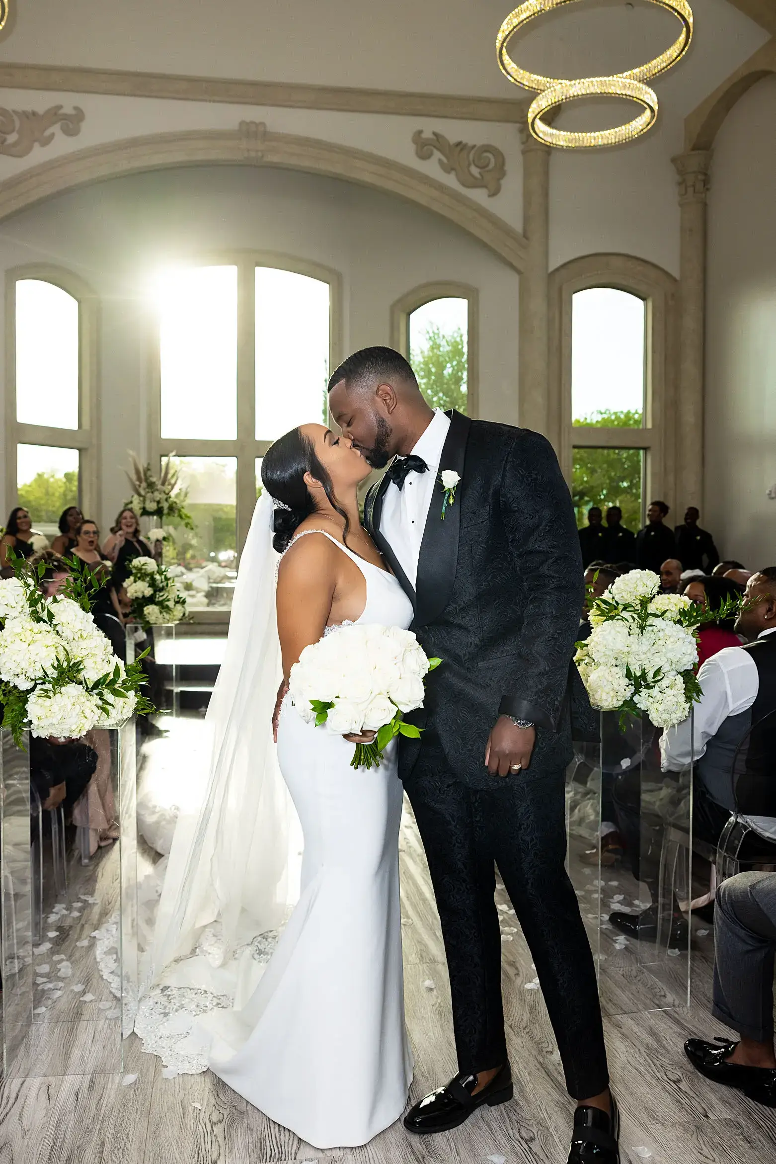 Real Poppy wedding — Shaquelle + Kayla at Knotting Hill Place