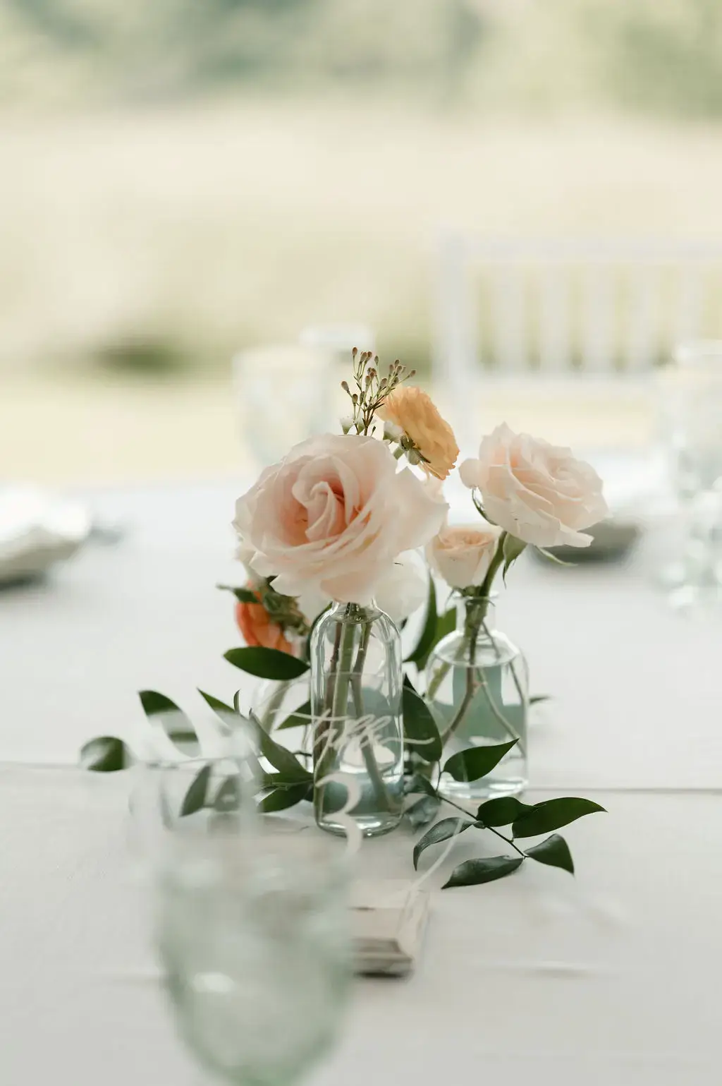 Real Poppy wedding — Maddie + Chris at Rixey Manor