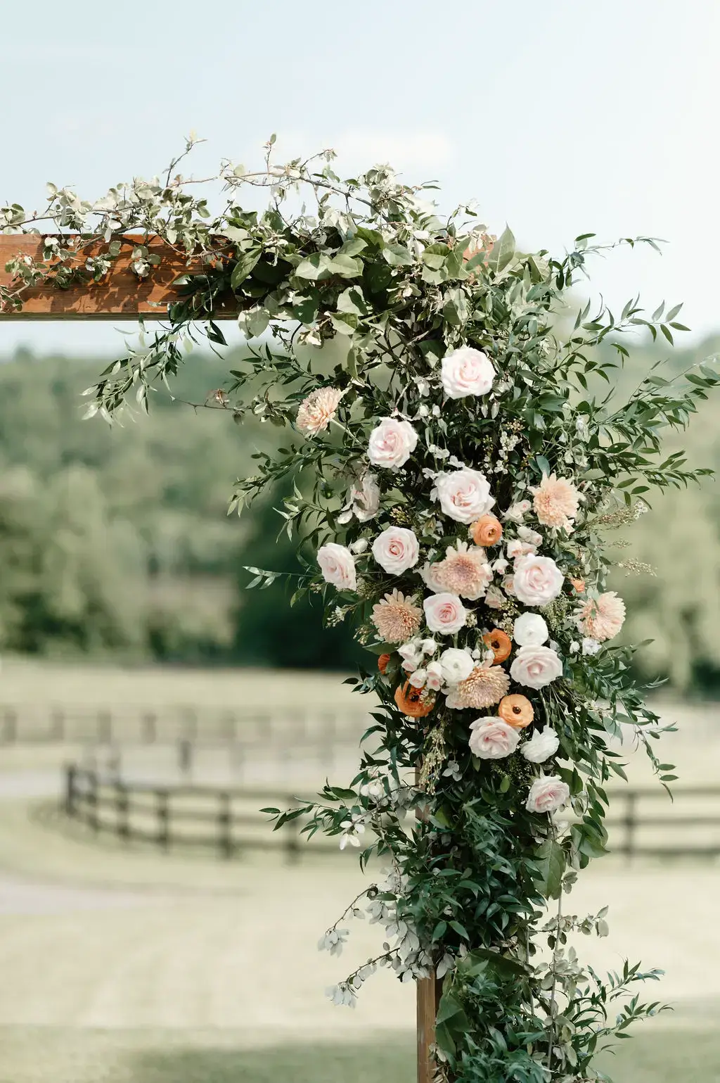 Real Poppy wedding — Maddie + Chris at Rixey Manor