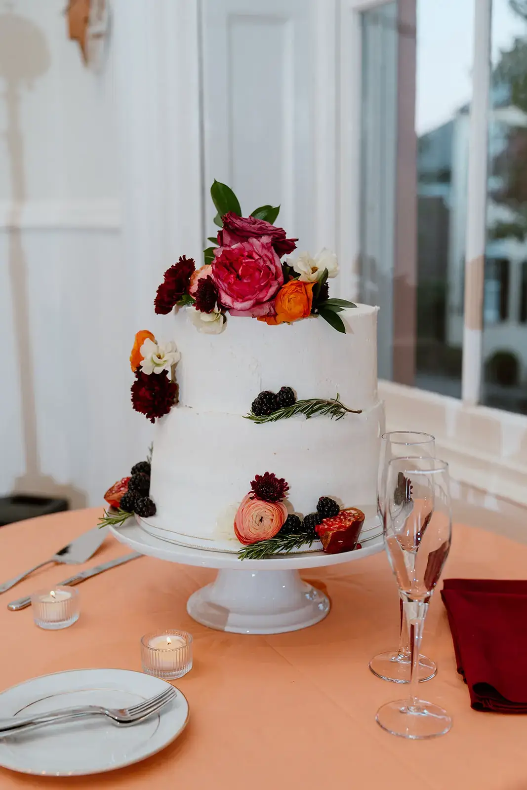 Real Poppy wedding — Lauren + Bryan at The Athenaeum