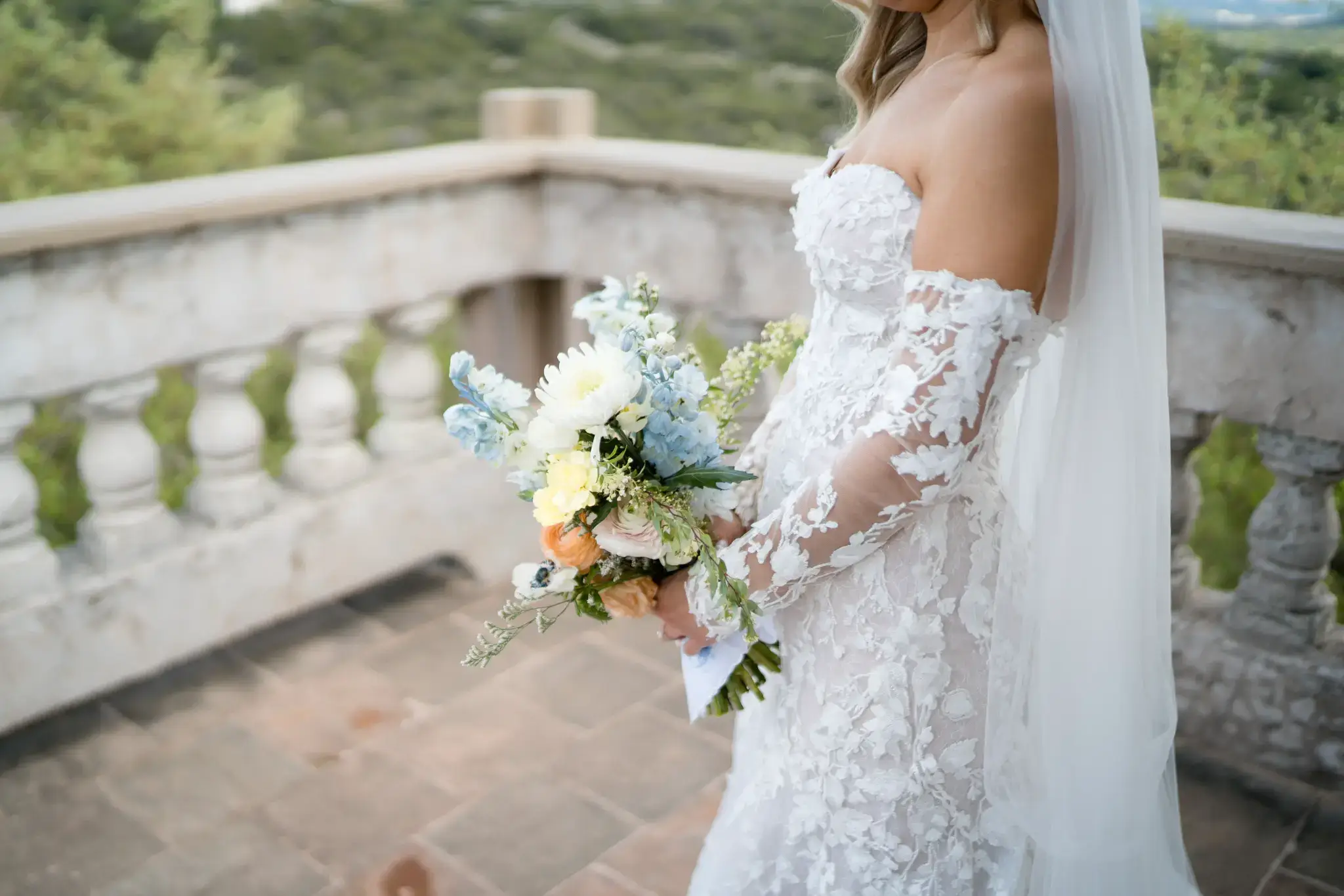 Real Poppy wedding — Klaudia + Angel at Villa Antonia