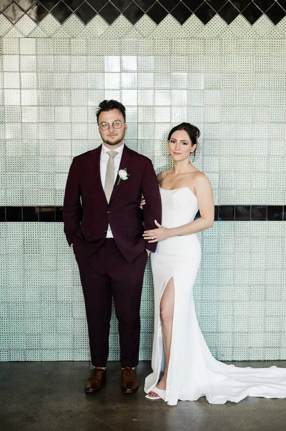 Real Poppy wedding — MK + Michael at Beatnik on the River