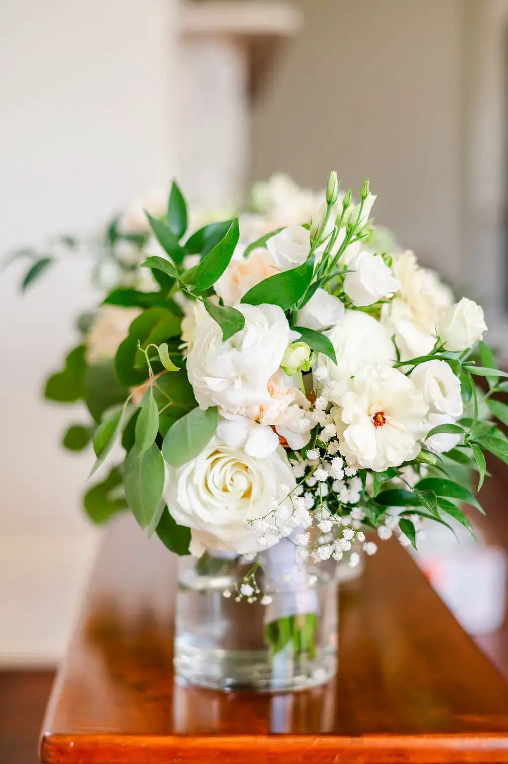Real Poppy wedding — Heather + Robby at Lincoln Cottage