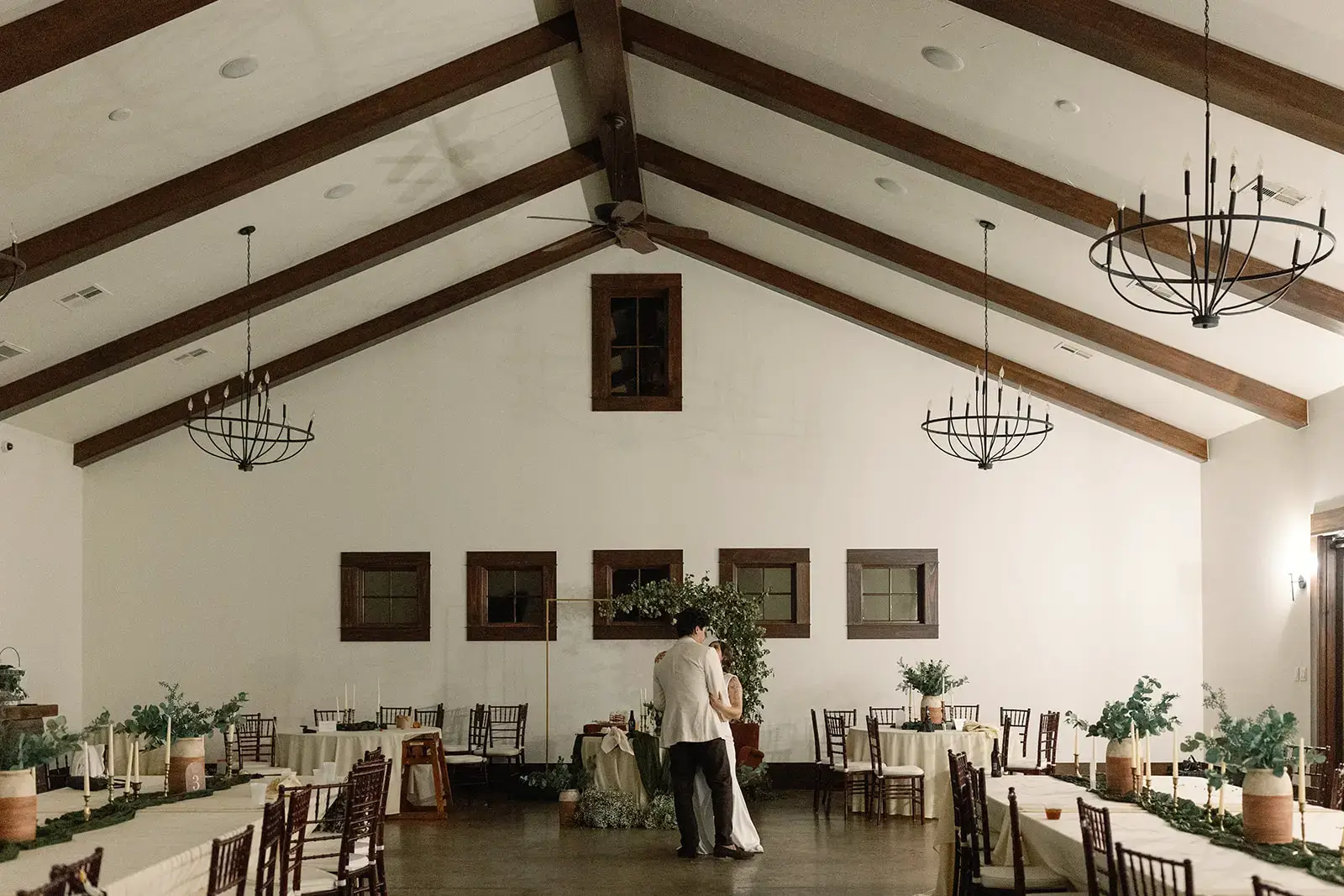 Real Poppy wedding — Brianna + Brandon at The Vineyard at Florence