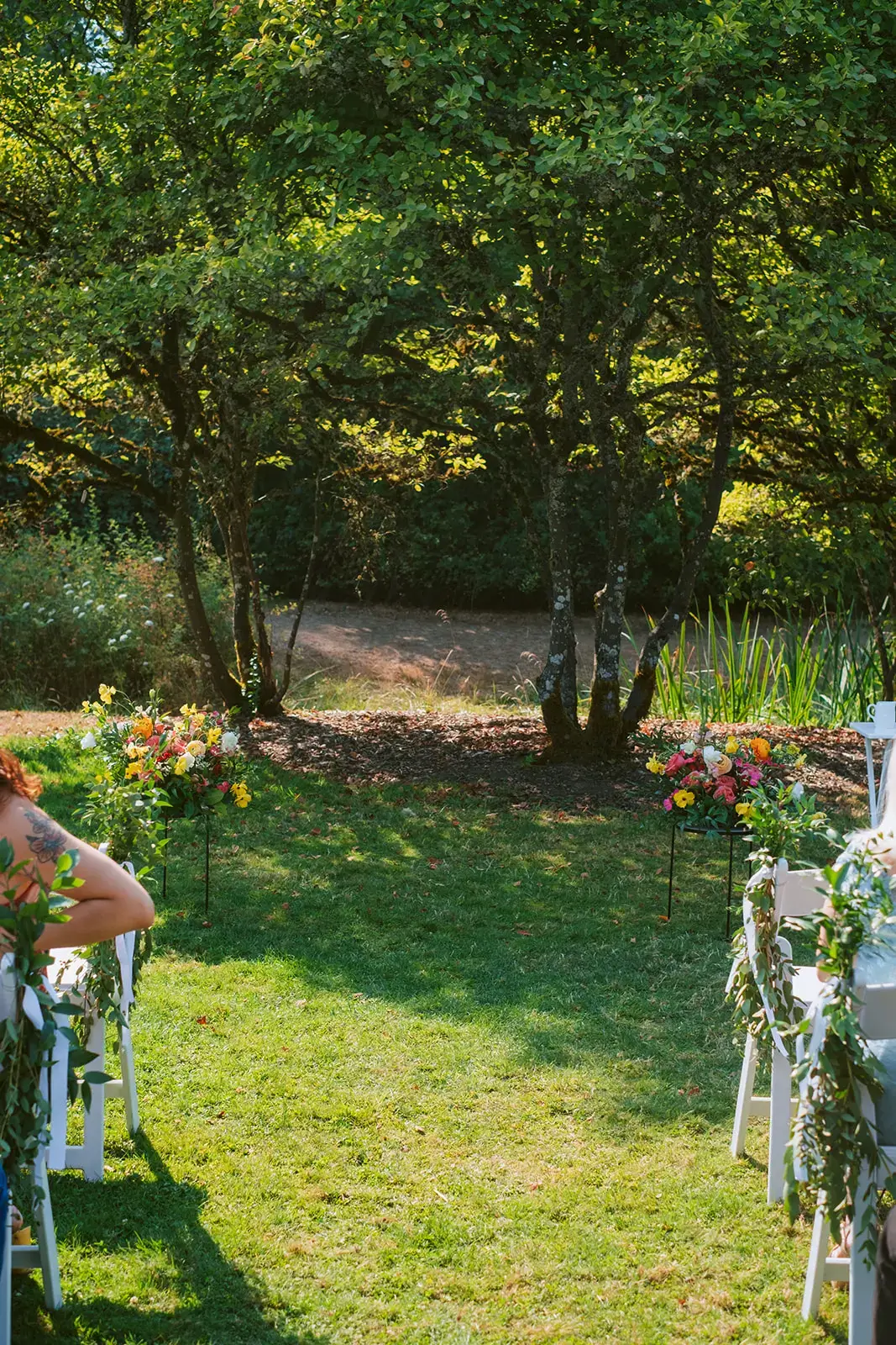 Real Poppy wedding — Lauren + Juan at Center for Urban Horticulture