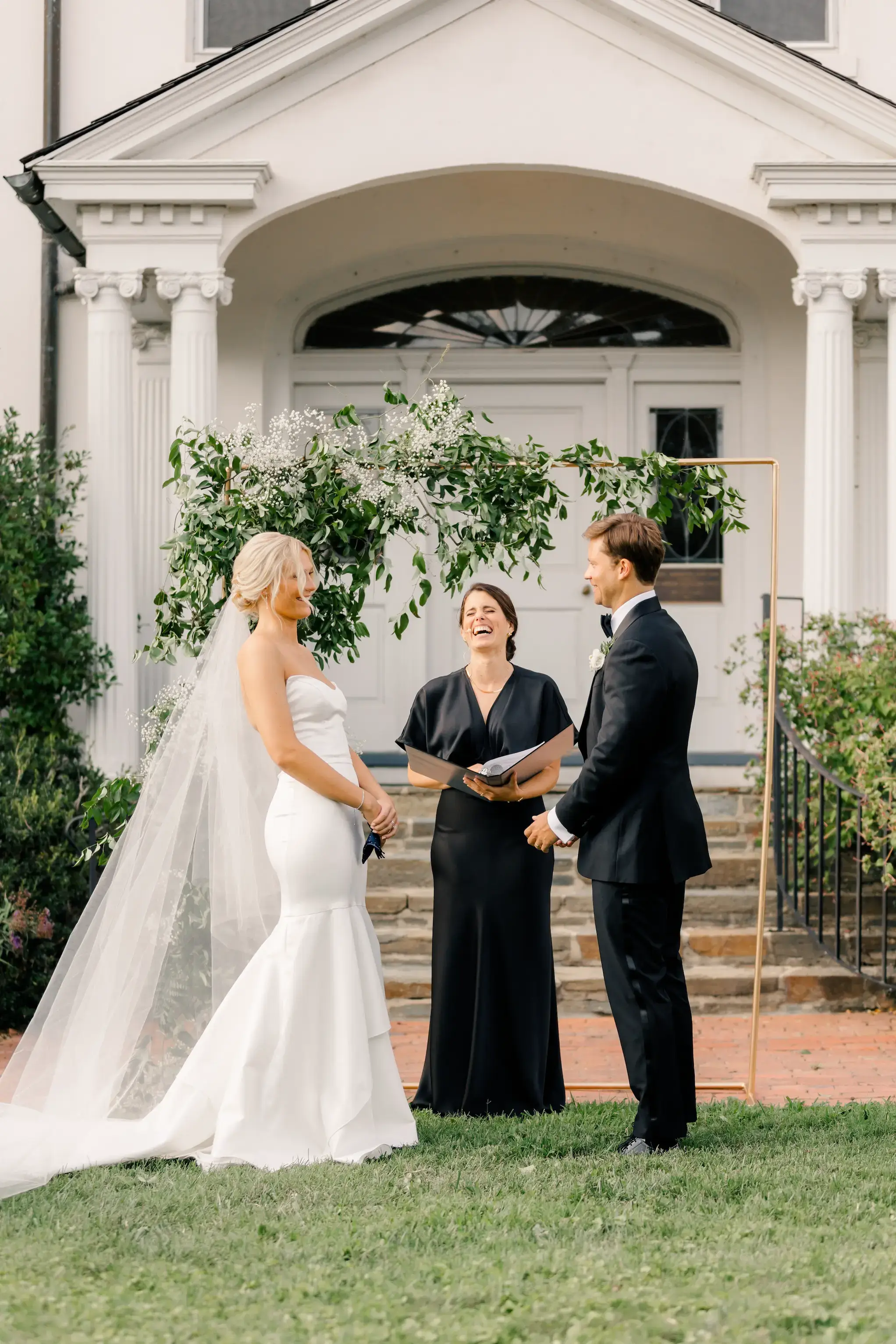 Real Poppy wedding — Greta + Scott at River Farm
