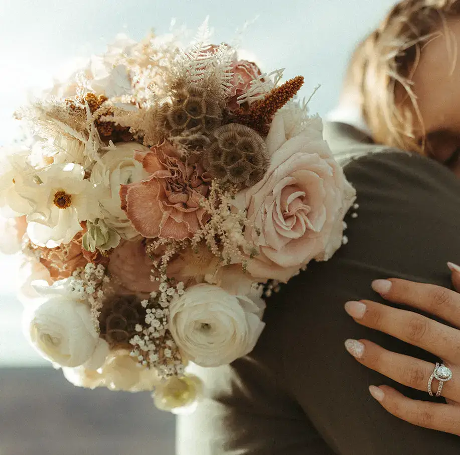 Real Poppy wedding — Antique Lace