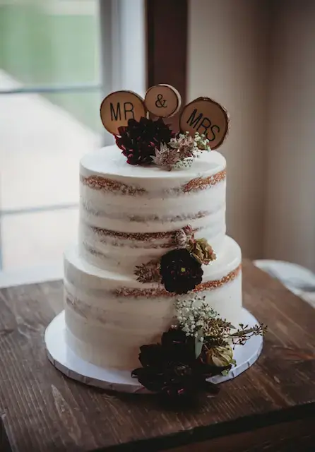 Real Poppy wedding — Overgrown Wild at Running Deer Golf Club