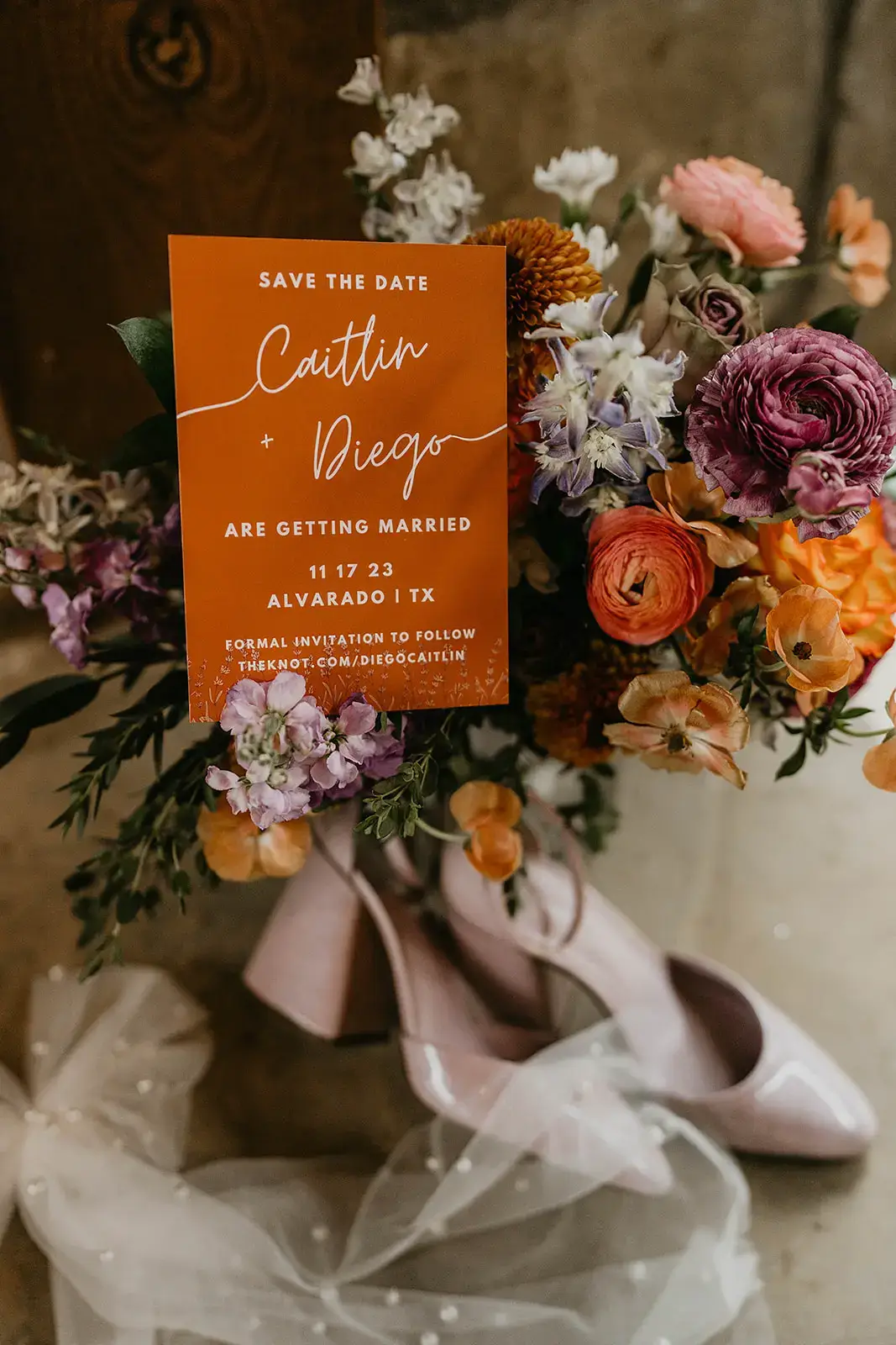Real Poppy wedding — Caitlin + Diego at Timberview Lodge