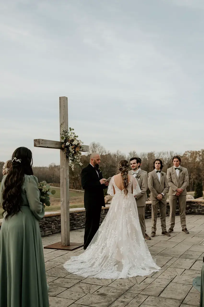 Real Poppy wedding — Elena + Hunter at Hayfield at Murchison Farms