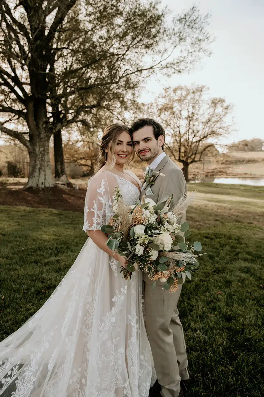 Real Poppy wedding — Elena + Hunter at Hayfield at Murchison Farms