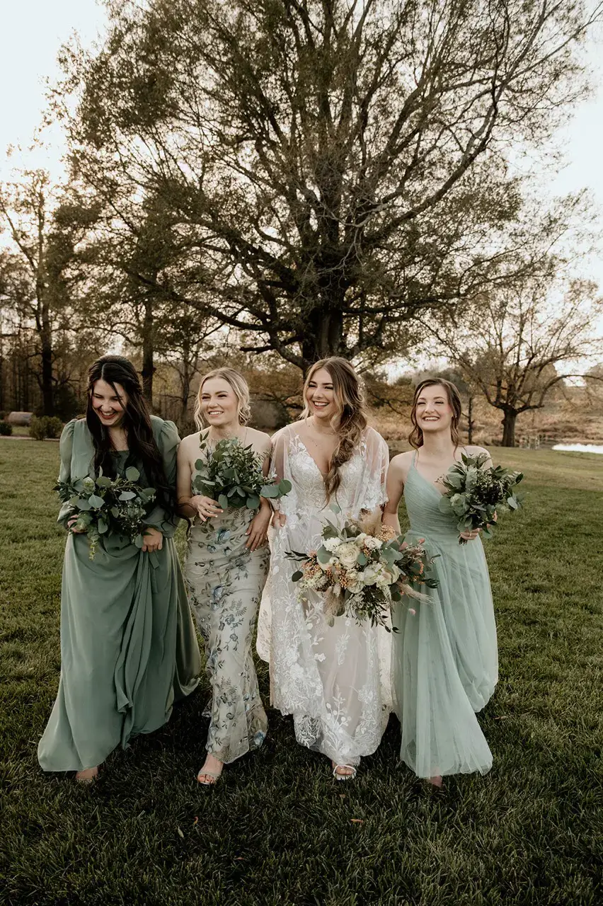 Real Poppy wedding — Elena + Hunter at Hayfield at Murchison Farms
