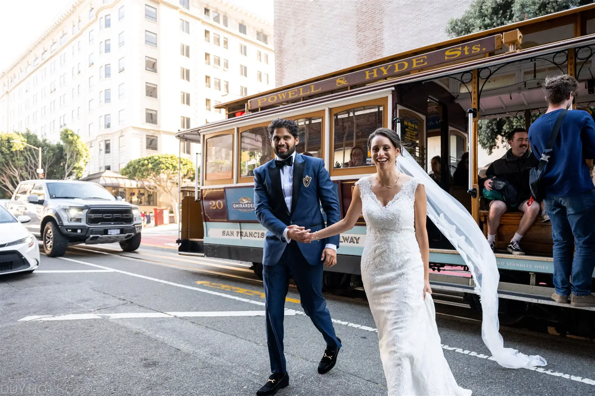 Real Poppy wedding — Rebeca + Adhi at The University Club of San Francisco