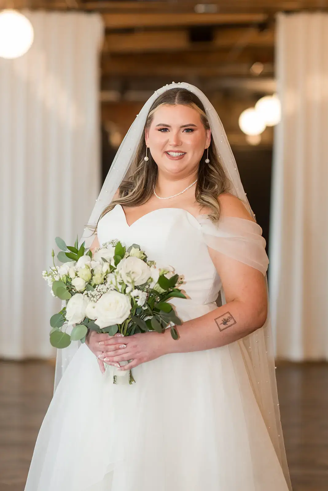 Real Poppy wedding — Mary + Randall at The Loft at Congdon Yards
