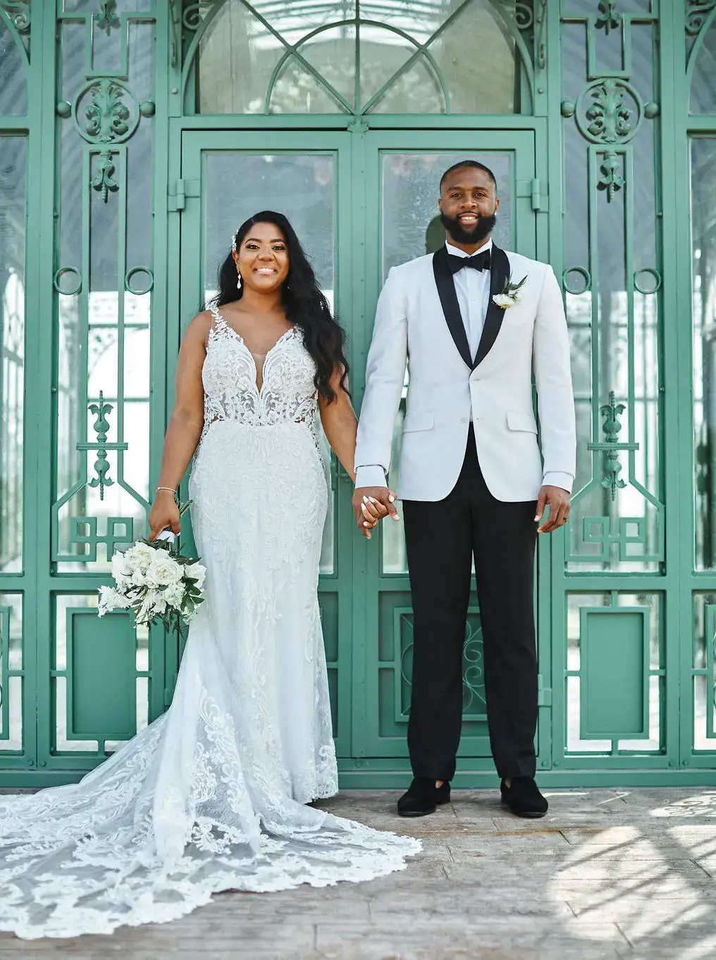 Real Poppy wedding — Brittany + Eric at Morais Vineyards & Winery