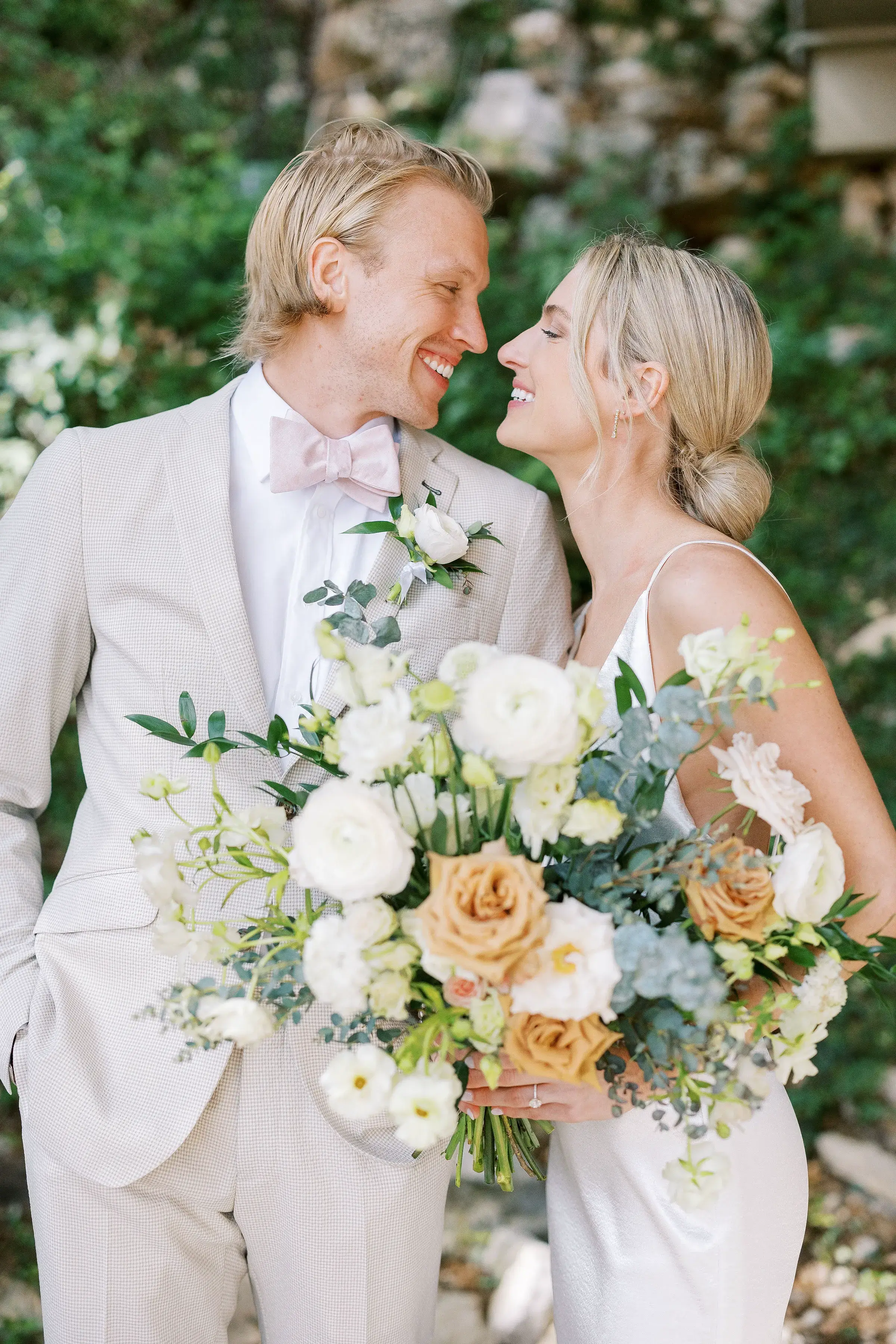 Real Poppy wedding — Grace + Nick at Villa Antonia