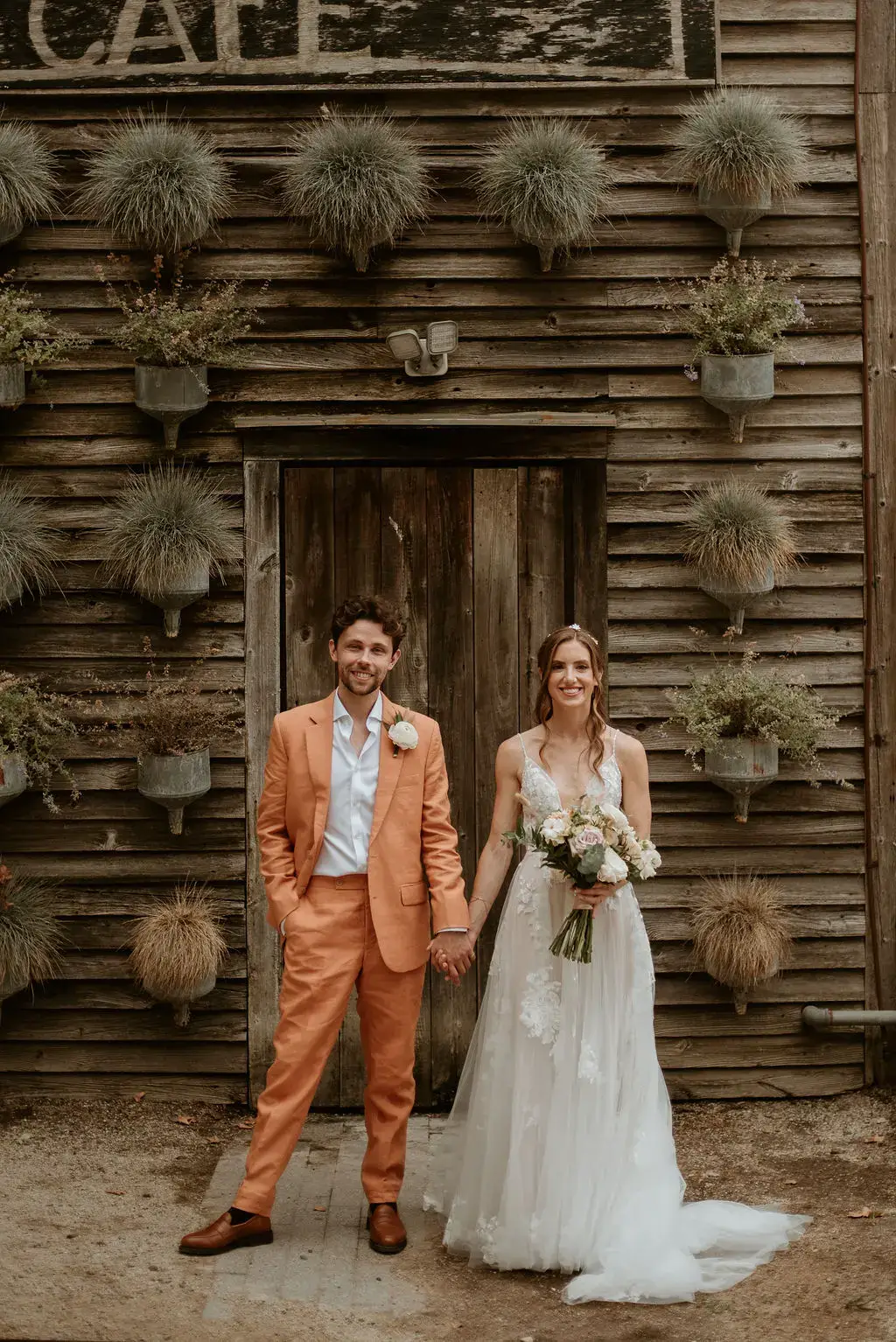Real Poppy wedding — Jodi + Ross at Terrain at Styer's