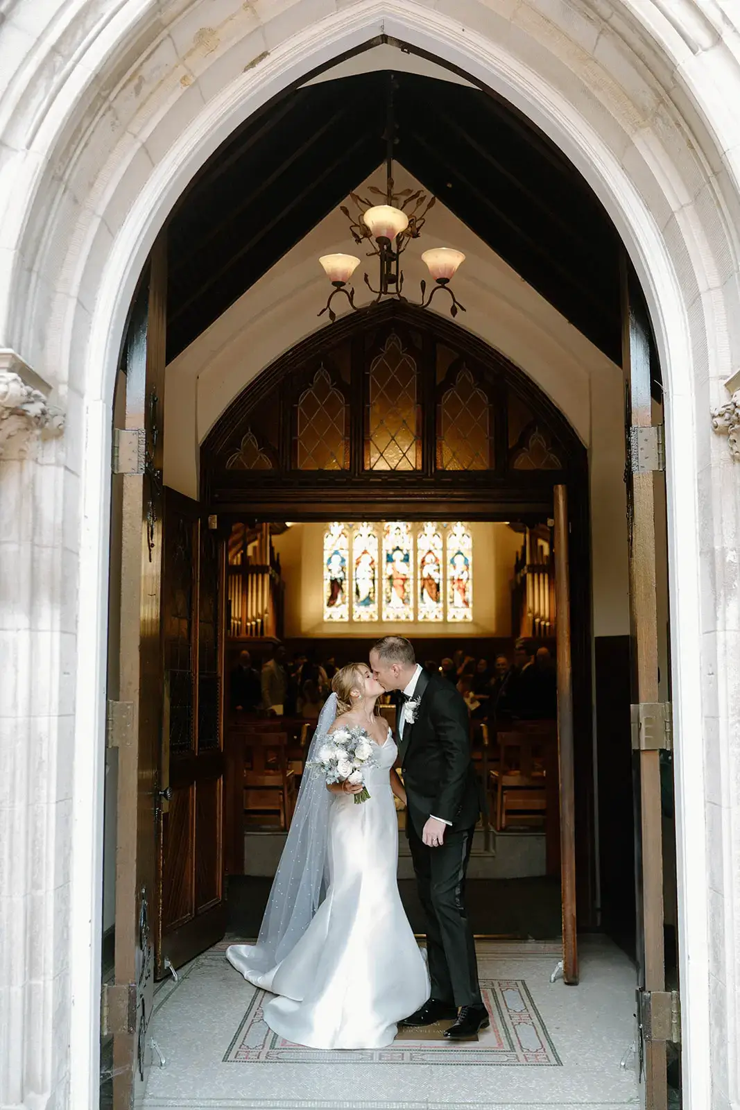 Real Poppy wedding — Lauren + Chris at 1789 Restaurant