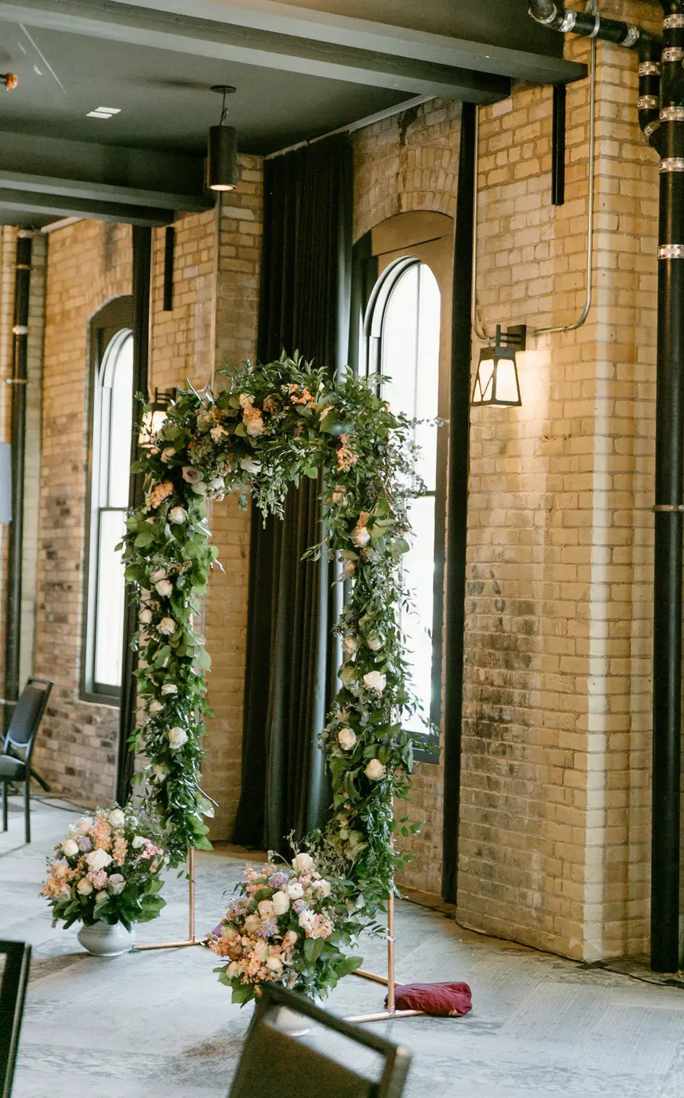 Real Poppy wedding — Barbara + Samuel at Hewing Hotel
