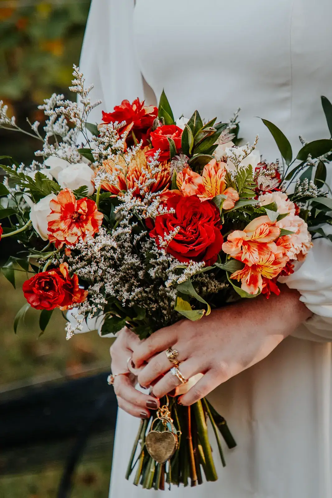 Real Poppy wedding — Ainsley + Andrew at Potomac Point Vineyard & WInery