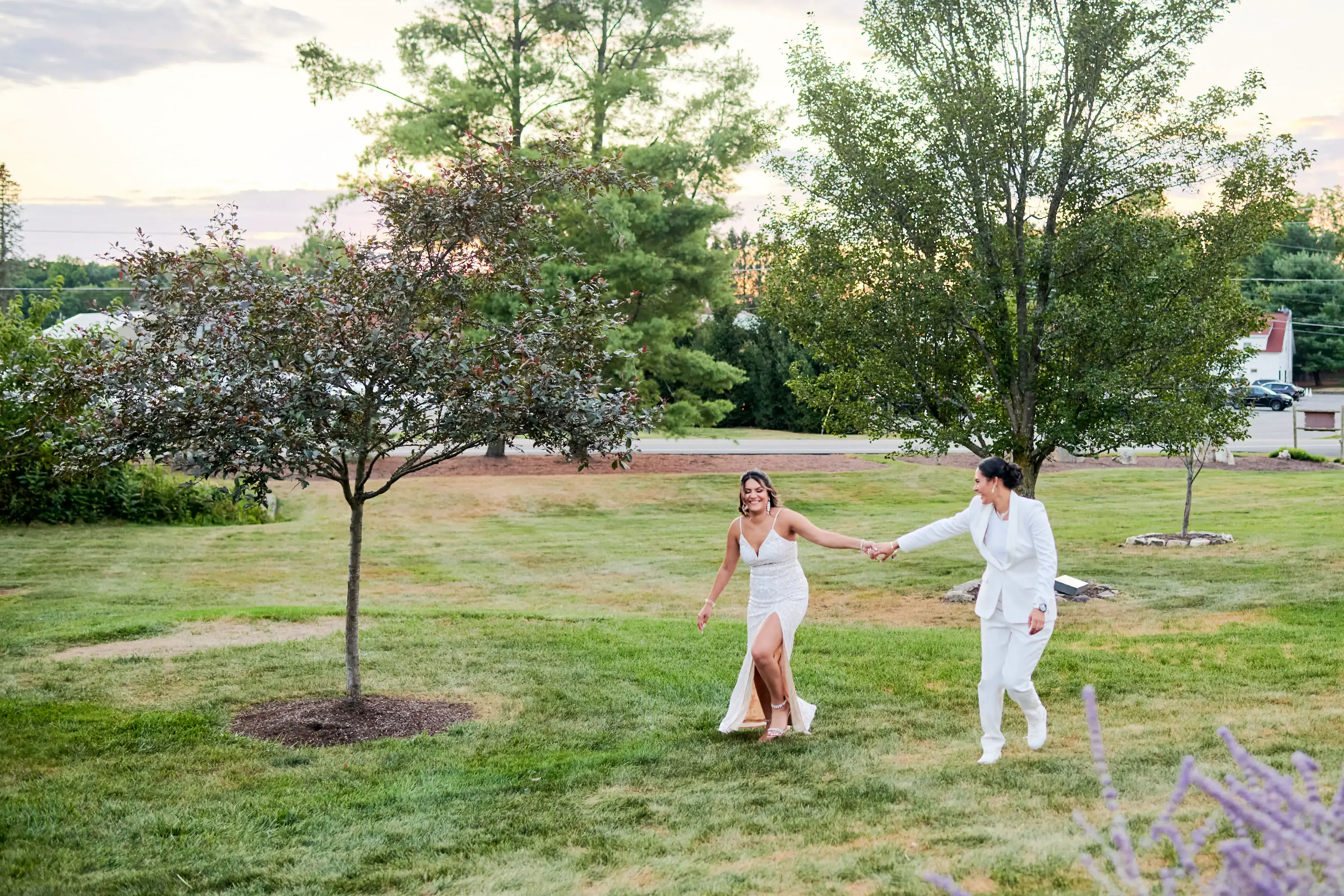 Real Poppy wedding — Priscilla + Iris at Andover Barn