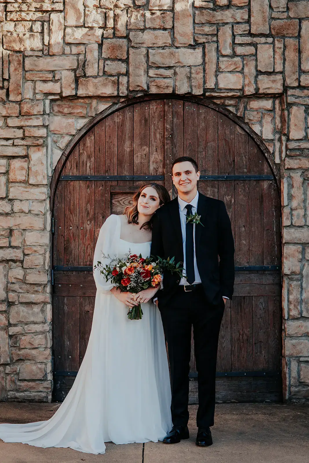 Real Poppy wedding — Ainsley + Andrew at Potomac Point Vineyard & WInery
