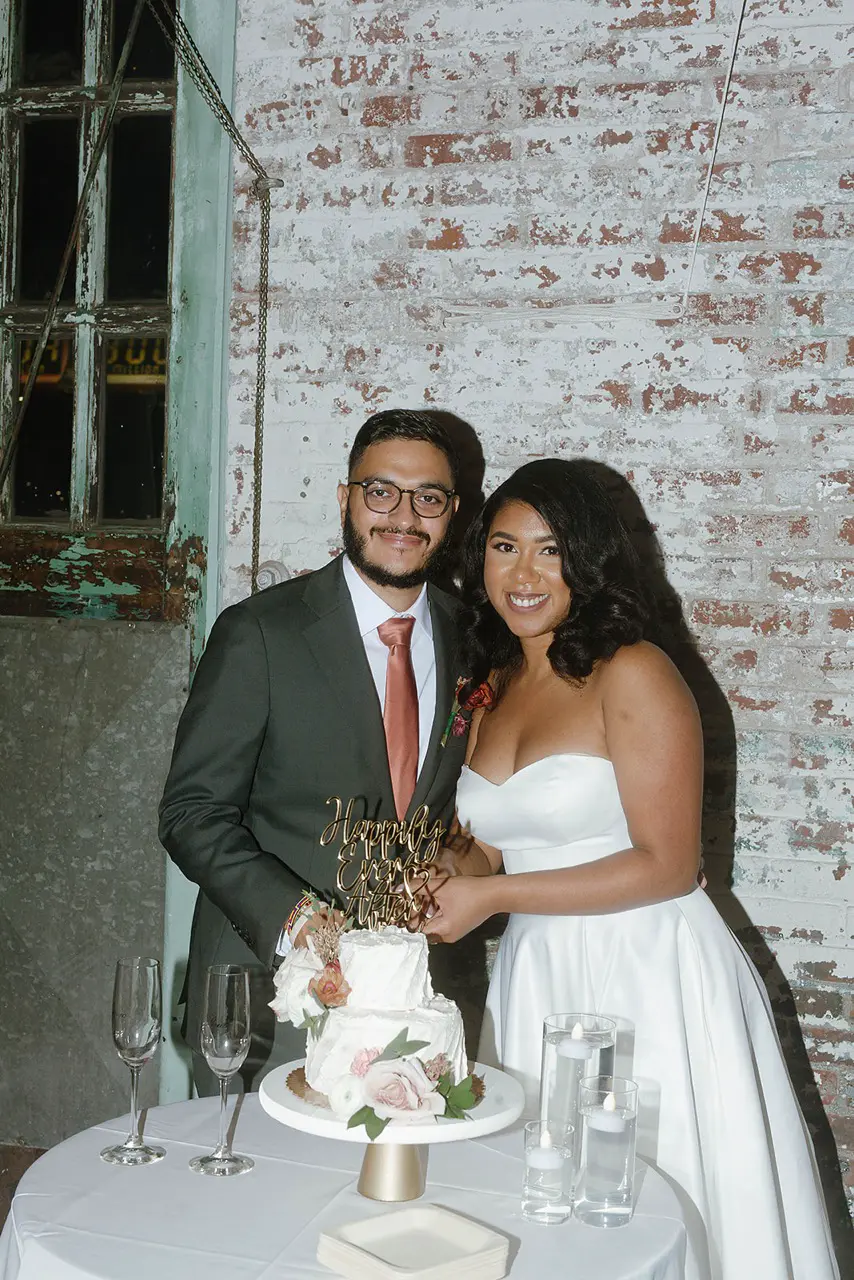 Real Poppy wedding — Kayla + Giovanni at The Arsenal