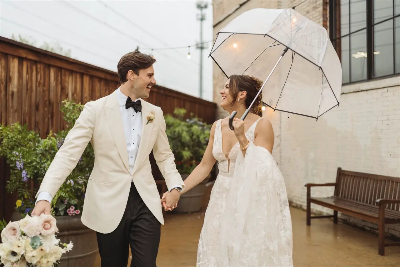 Real Poppy wedding — Annie + Austen at Brake & Clutch Warehouse