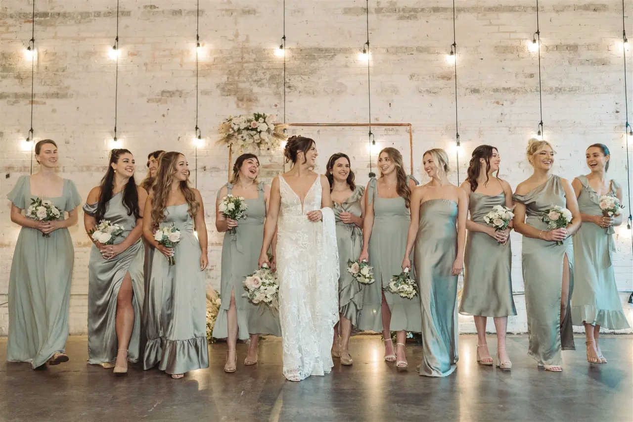 Real Poppy wedding — Annie + Austen at Brake & Clutch Warehouse