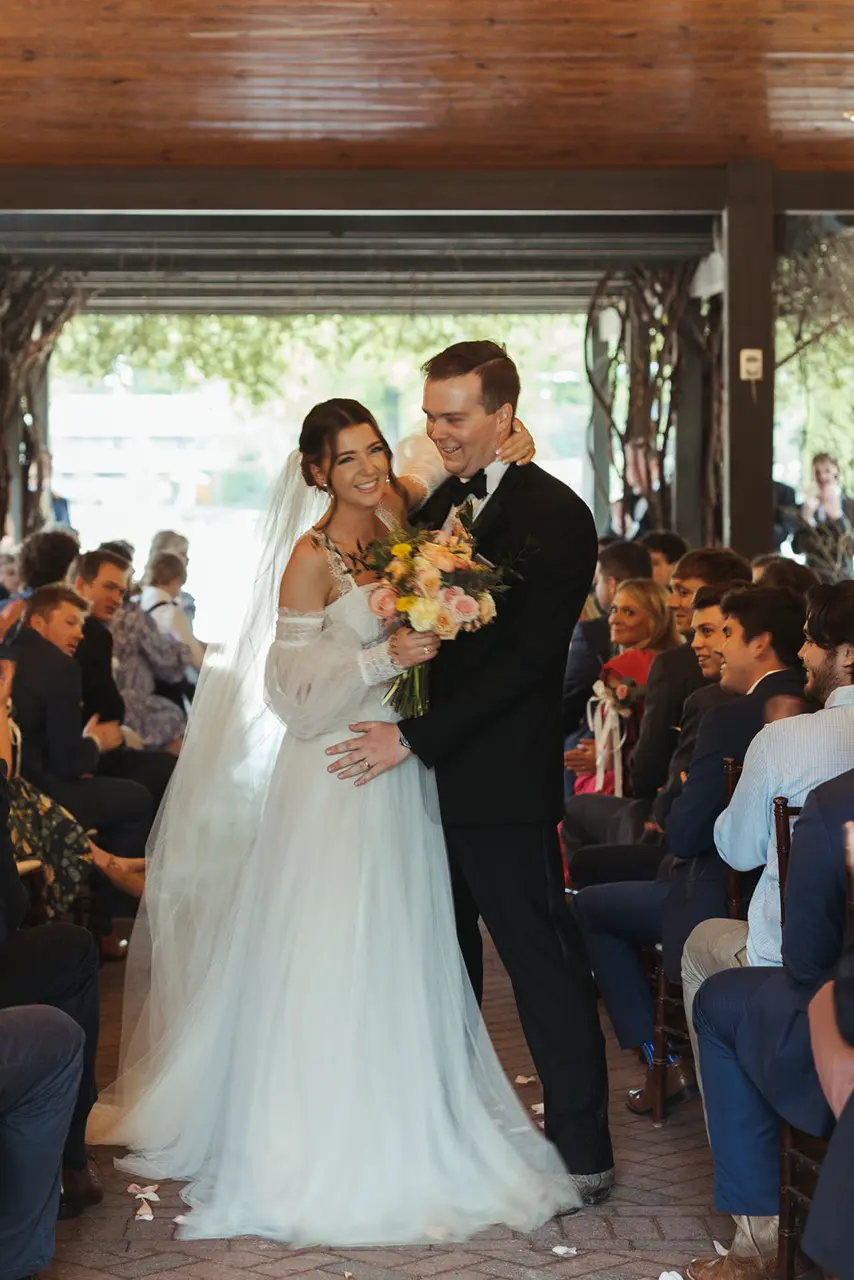 Real Poppy wedding — Chloe + Brantley at Windwood Equestrian