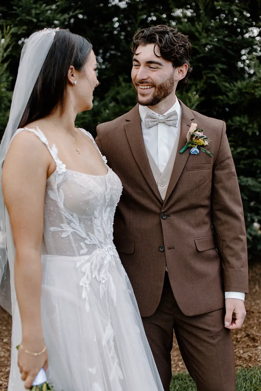 Real Poppy wedding — Madi + Evan at Commencing Camarena
