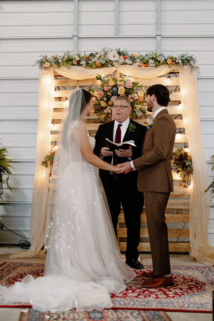 Real Poppy wedding — Madi + Evan at Commencing Camarena