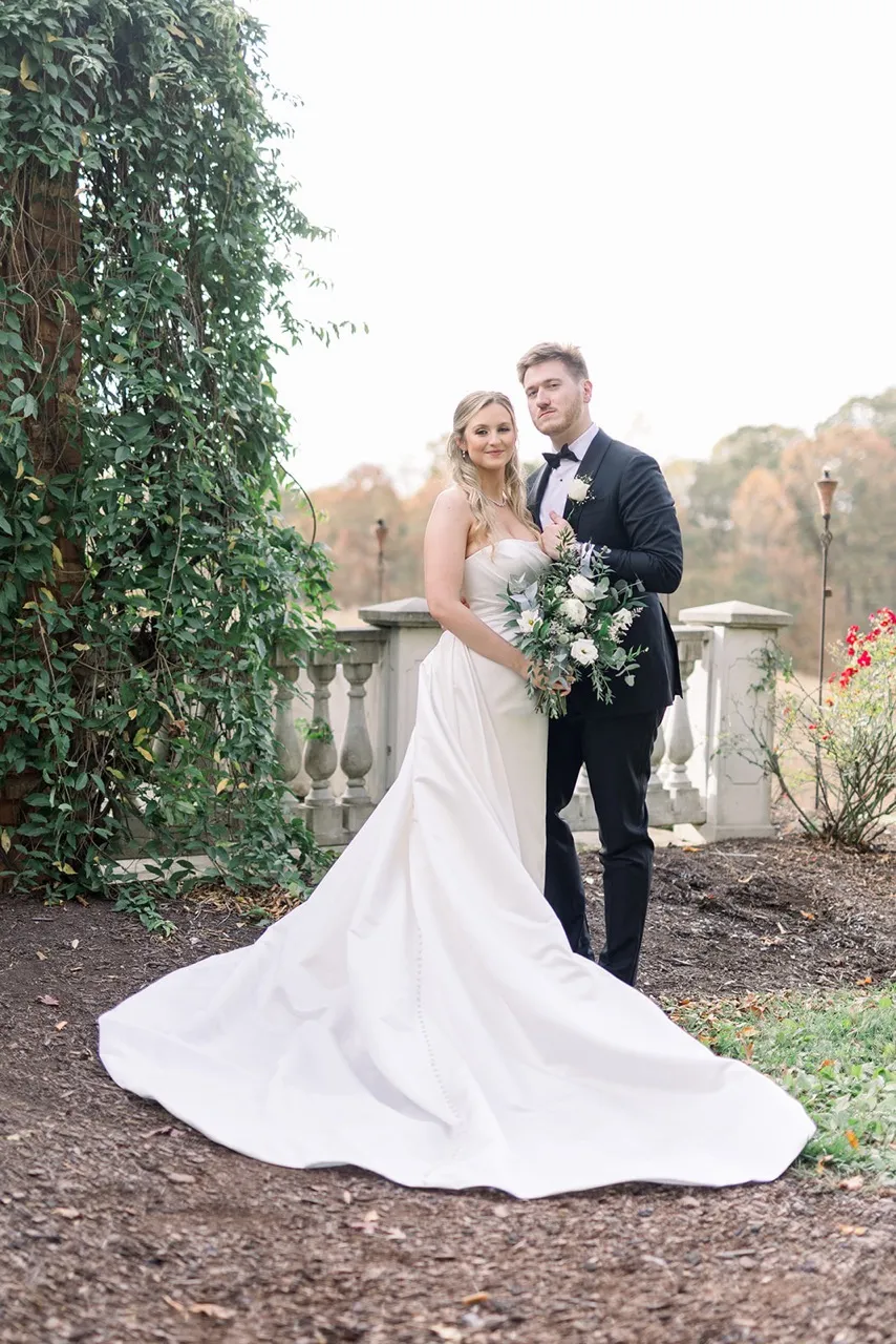 Real Poppy wedding — Julia + Justin at Potomac Point Winery