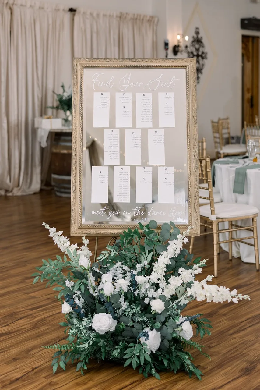Real Poppy wedding — Julia + Justin at Potomac Point Winery