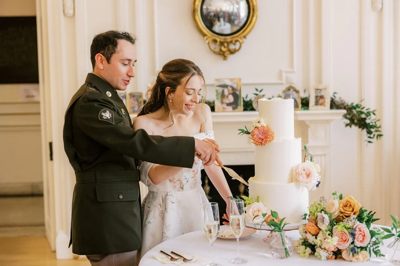 Real Poppy wedding — Emmalyn + Andrew at Daughters of the American Revolution Memorial Continental Hall