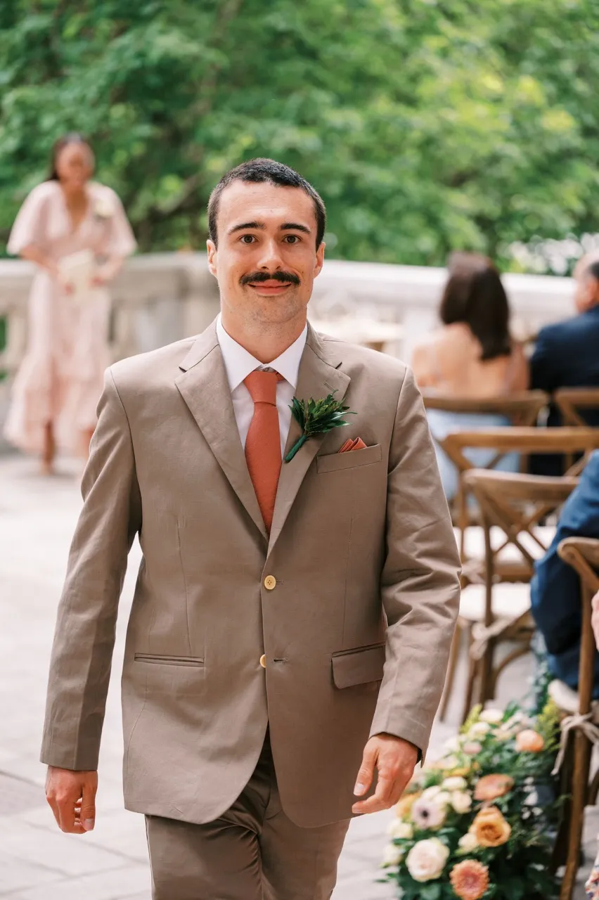 Real Poppy wedding — Emmalyn + Andrew at Daughters of the American Revolution Memorial Continental Hall