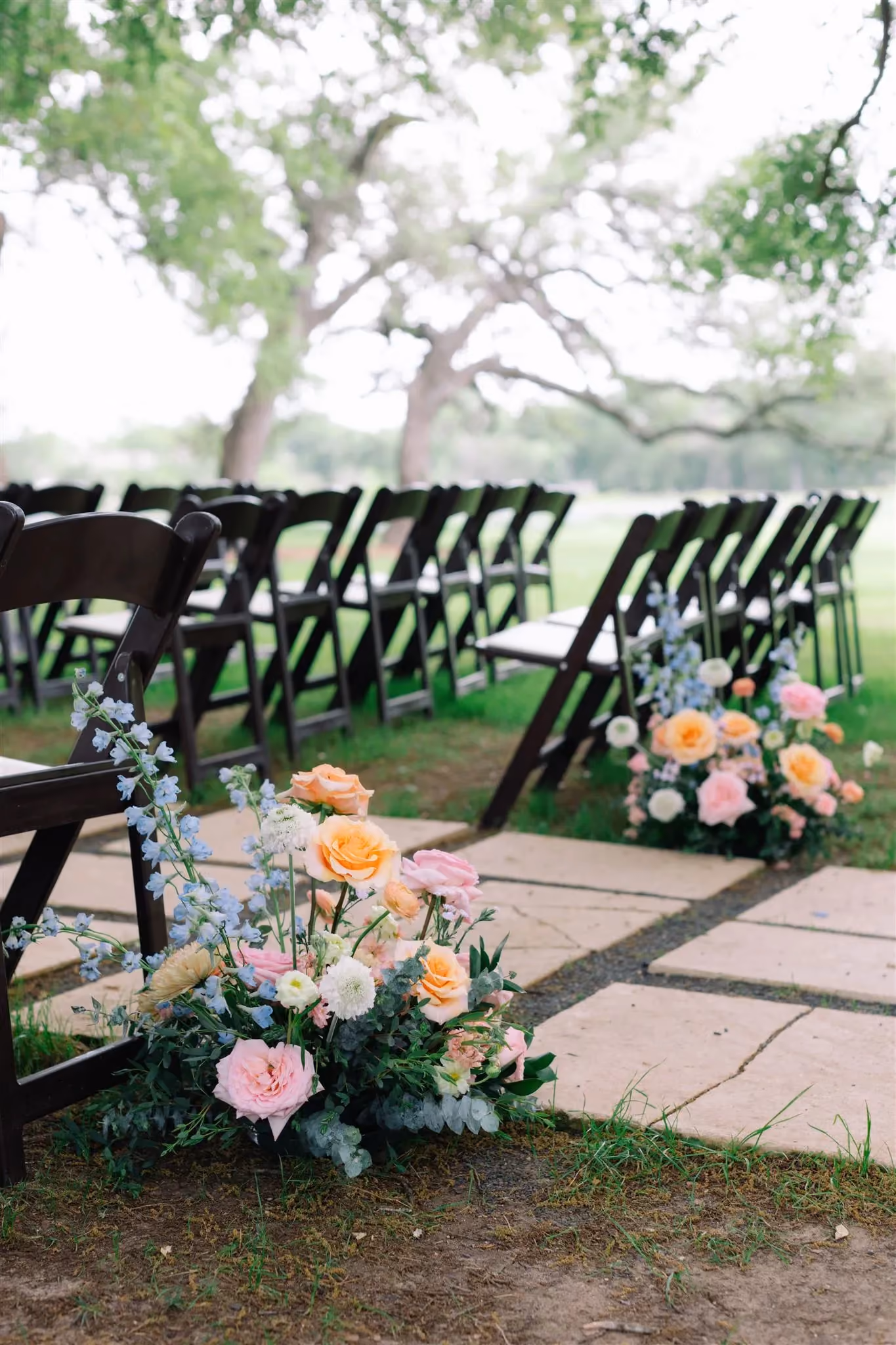 Perfect Wedding Flower Color Palettes for Every Season