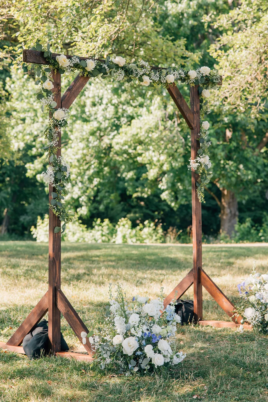 Real Poppy wedding — Lindsay + Brian at John James Audubon Center