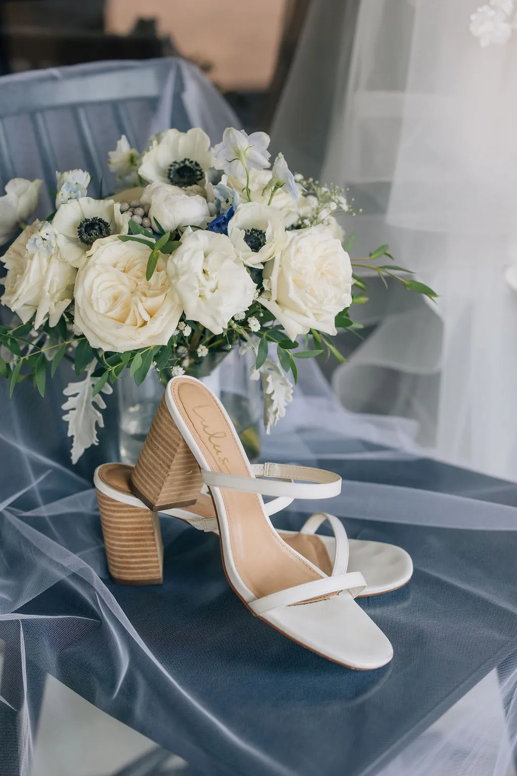 Real Poppy wedding — Lindsay + Brian at John James Audubon Center