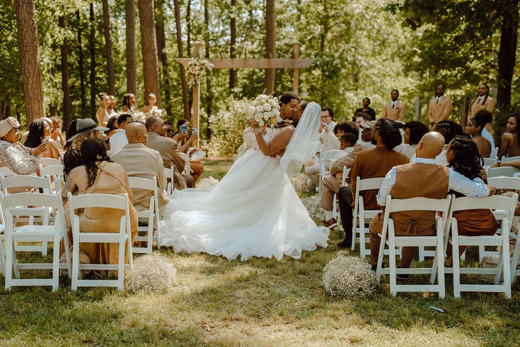 Real Poppy wedding — Nafeesah + Jonathan at Daniels Ridge