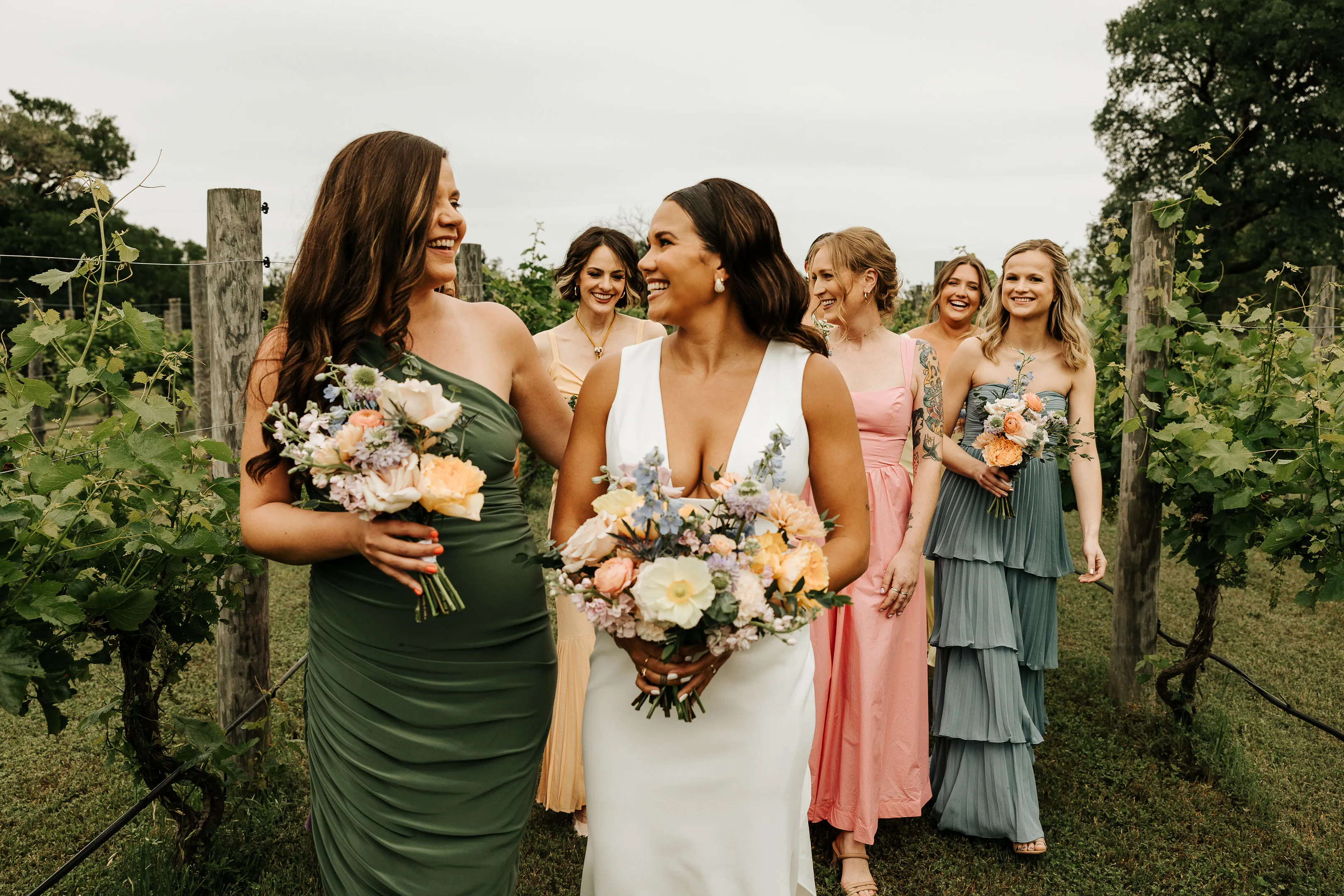 Real Poppy wedding — Courtney + Cody at Vineyards at Chappel Lodge